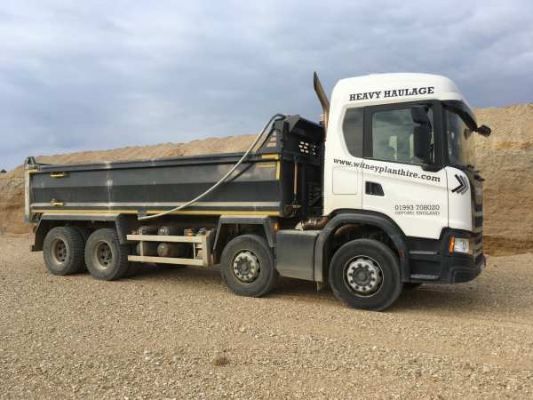 tipper lorry hire oxfordshire